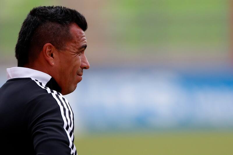 Esteban Paredes en su etapa como futbolista. Foto: Agencia Aton.