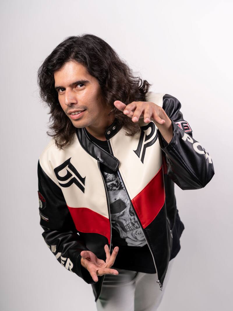 El hombre será parte de El Fenómeno.