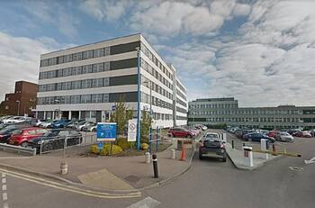 Matrimonio se entera que ambos tienen cáncer terminal con solo meses de diferencia