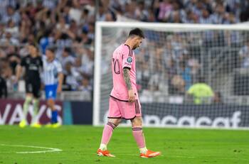Enorme fracaso de Lionel Messi contra el equipo de un chileno