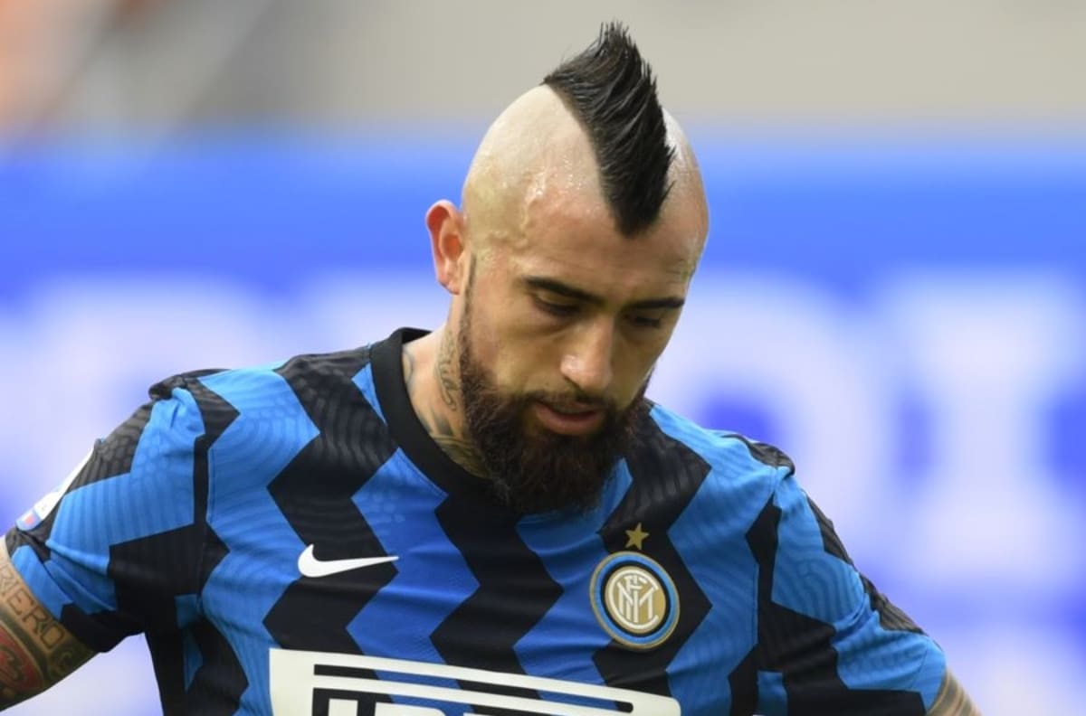 Inter se refuerza con exvolante del AC Milán y le mete presión a Arturo Vidal