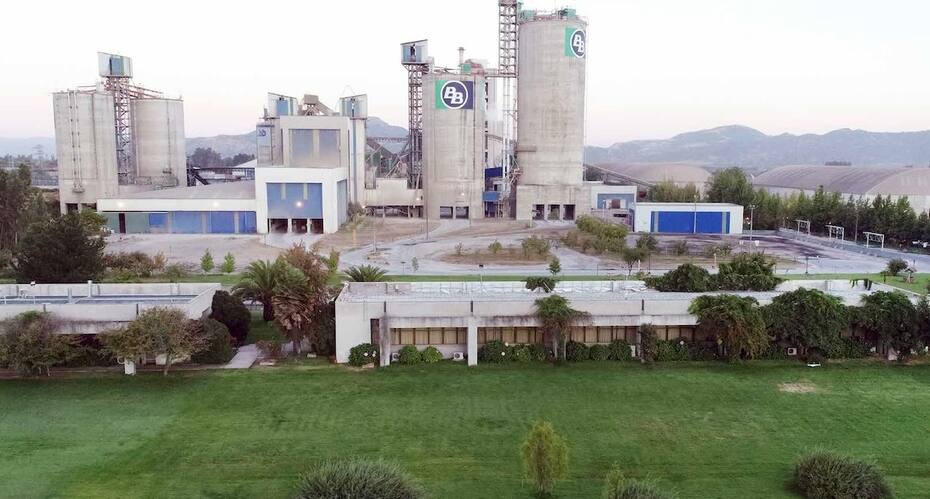 fue fundada en 1957 y por primera vez podría cambiar de daños tras la multimillonaria oferta de una empresa estadounidense.