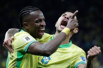 Brasil se impuso ante Paraguay y aseguró la clasificación al Mundial