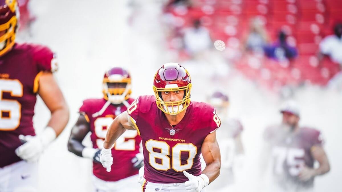 Histórico: Sammis Reyes vio acción en derrota de Washington Football Team en la NFL