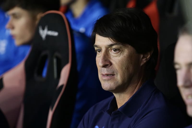 El técnico de la UC fue expulsado ante Ñublense. Foto: Agencia Aton.