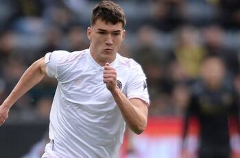 El karma de Robbie Robinson: terminó el 2021 sin romper su sequía goleadora en la MLS tras su paso por La Roja