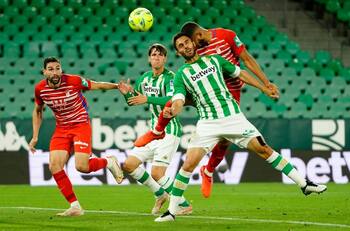 Real Betis vs Huesca: Hora y dónde ver en vivo a Claudio Bravo y Pellegrini por Internet