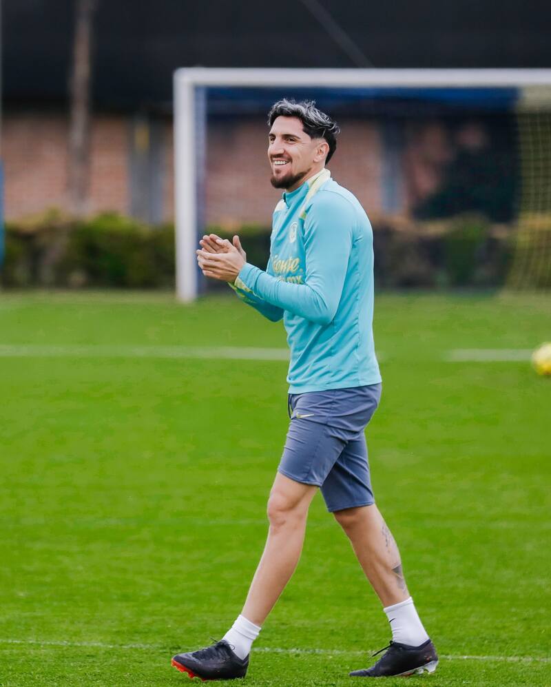 El chileno entrenando con el América de México.