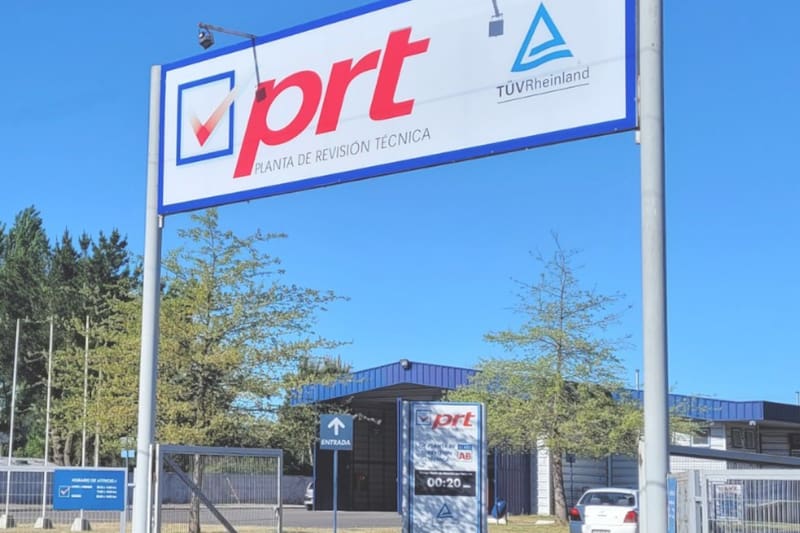 El proceso permite evaluar a los vehículos que circulan por el país, para determinar que cumplan con los criterios básicos de seguridad. Créditos: TÜV Rheinland.