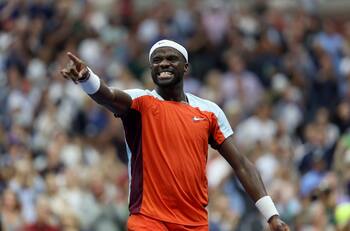 VIDEO| La tenida de Frances Tiafoe que dejó a todos con la boca abierta en el Australian Open
