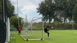 Maravillosa jugada que terminó en golazo de Tagliafico en el entrenamiento del Ajax