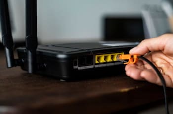 Importante proveedor de Internet se declaró en quiebra: adeuda $223 millones de dólares