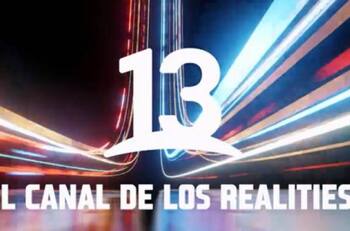 Un polémico personaje y otro conocido español: Estos son los dos famosos que Canal 13 estaría tentando para su nuevo reality