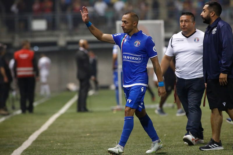 Marcelo Díaz adelantó el partido ante la U. Foto: Aton.