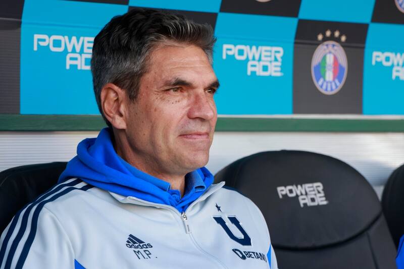 Mauricio Pellegrino quedó encantado con el nivel de Jeison Fuentealba. Foto: Aton.