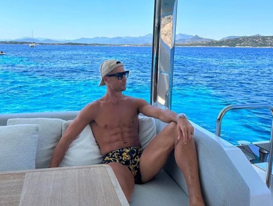 Cristiano Ronaldo se hizo tendencia por sus uñas pintadas. (@Cristiano)