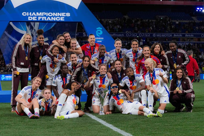 de Tiane Endler cambia de nombre y escudo. Foto: @@ol__lyonnes