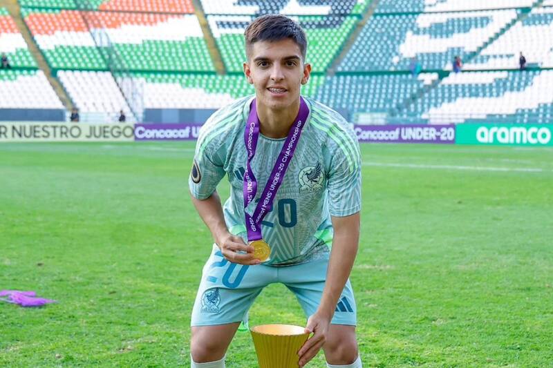 ganó la Concacaf Sub 20 con México y clasificó a la Copa del Mundo 2025 que se jugará en Chile. (Foto: @XaviBiscayzacu)