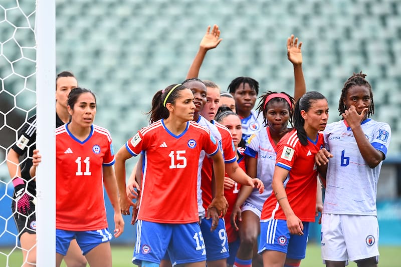 Aunque en el Futfem las carreras de las futbolistas suelen prolongarse, puede que haya muchas figuras de La Roja Femenina ya no estén para la Copa de 2027. Foto: FIFA.