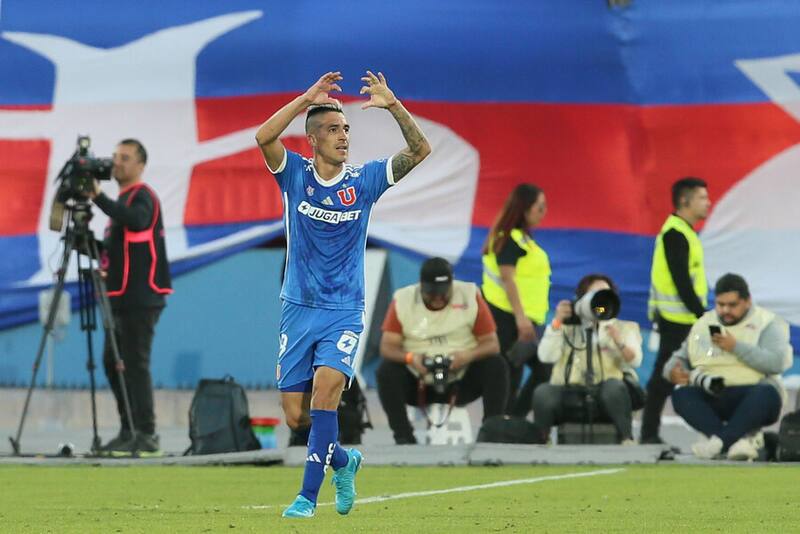 Leandro Fernández reveló que sufrió una sensible pérdida en la previa del partido entre la U y Palestino. Foto: Aton.