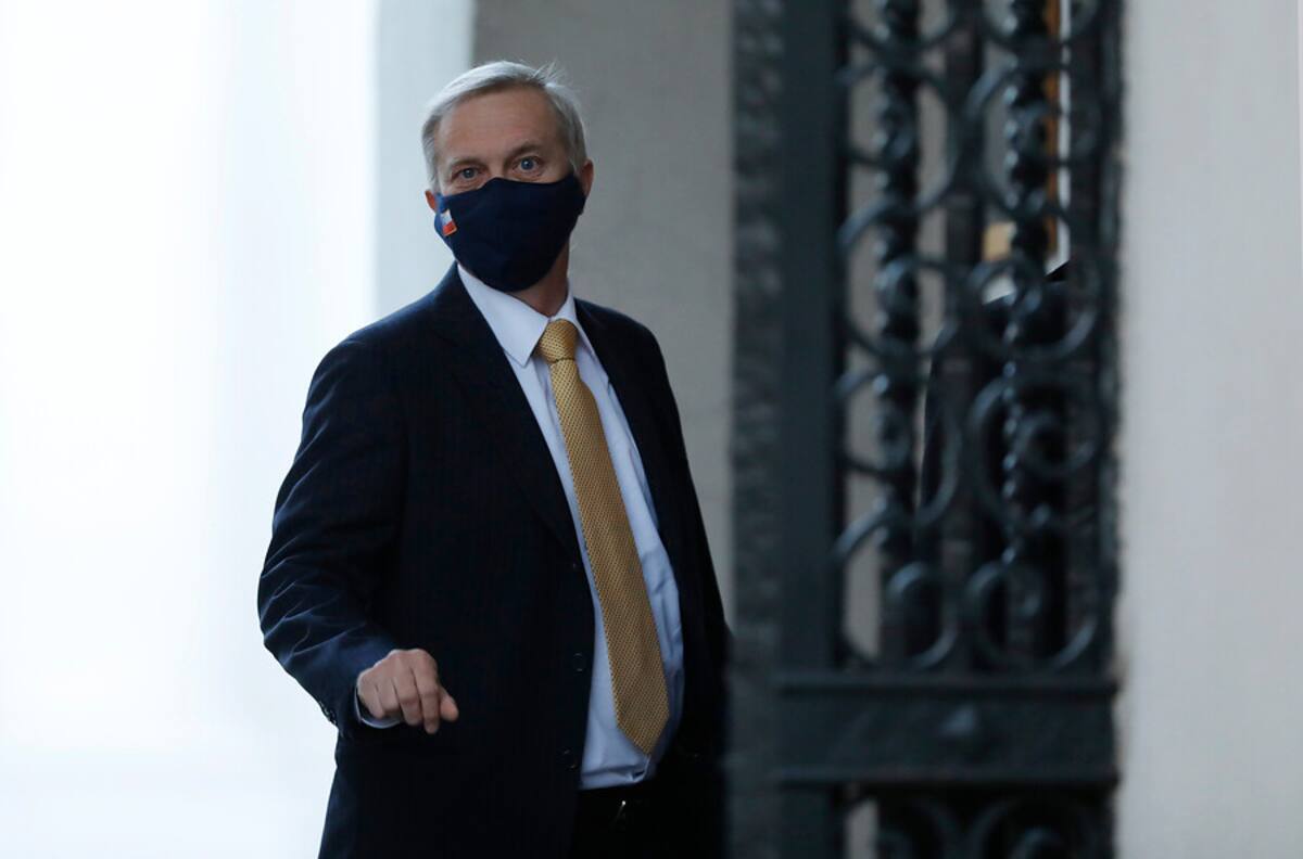 José Antonio Kast: "No he visto a nadie con más posiciones en su vida que Lavín"