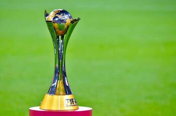 Fútbol en tiempos de Covid: no habrá bebidas ni comida en los estadios del Mundial de Cubes