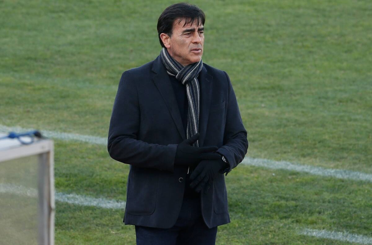 Gustavo Quinteros no tiene dudas en Colo Colo y proyectó su futuro en el club