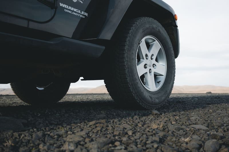 Saber leer los neumáticos es clave para conocer sus capacidades