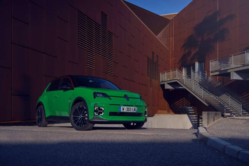 El Renault 5 E-Tech es el nuevo auto del año en Europa