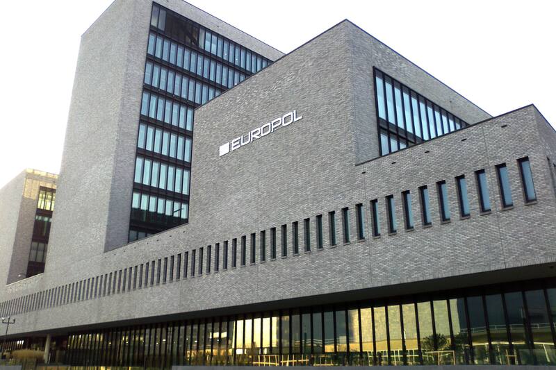 Se inaugura uno de los organismos más importantes del mundo.