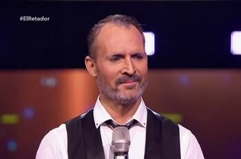 "No me la creo todavía": Paulo Rojas, imitador de Miguel Bosé, y su presentación que impactó a Lucero en "El Retador"
