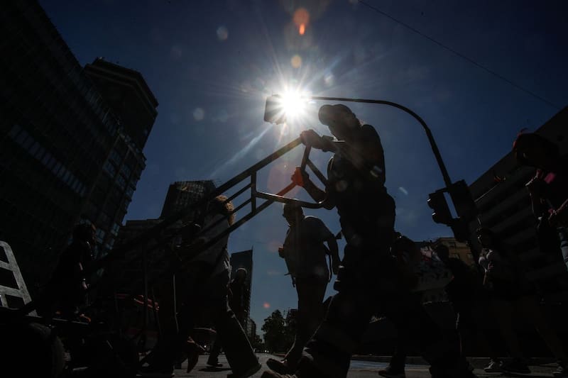 Michelle Adam aseguró que en algunos sectores de la RM las máximas van a subir a los 36° C.
Créditos: Aton.