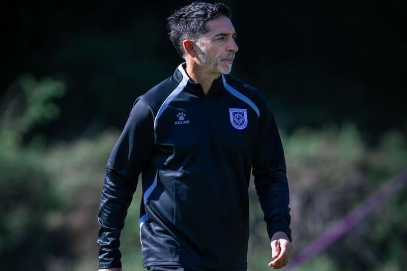 El entrenador de Deportes Concepción modificó la metodología de entrenamiento en el León de Collao. Foto: @deportesconcepcionsadp en Instagram