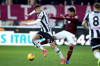 “Le di un golpe para que sintiera la presión de enfrentar a Chile”: Maripán y sorprendente anécdota con compañero