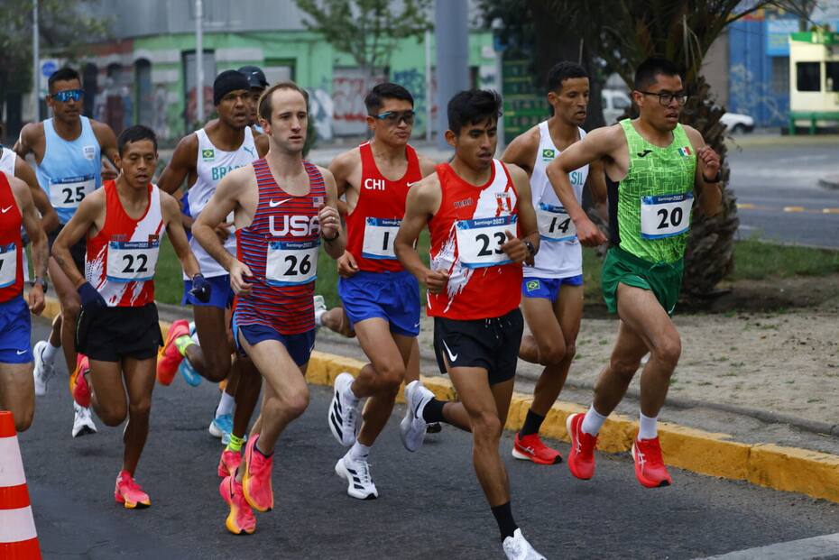 se quedó con la medalla de oro en el maratón de Santiago 2023 (Foto: Photosport)