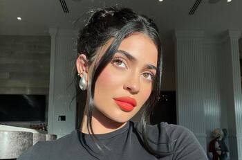 FOTOS| Con siete habitaciones y 14 baños: Así es la lujosa mansión en la que vive Kylie Jenner