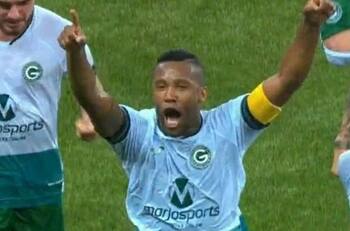 El golazo de tiro libre que hizo Rafael Vaz para la igualdad del Goiás ante Palmeiras