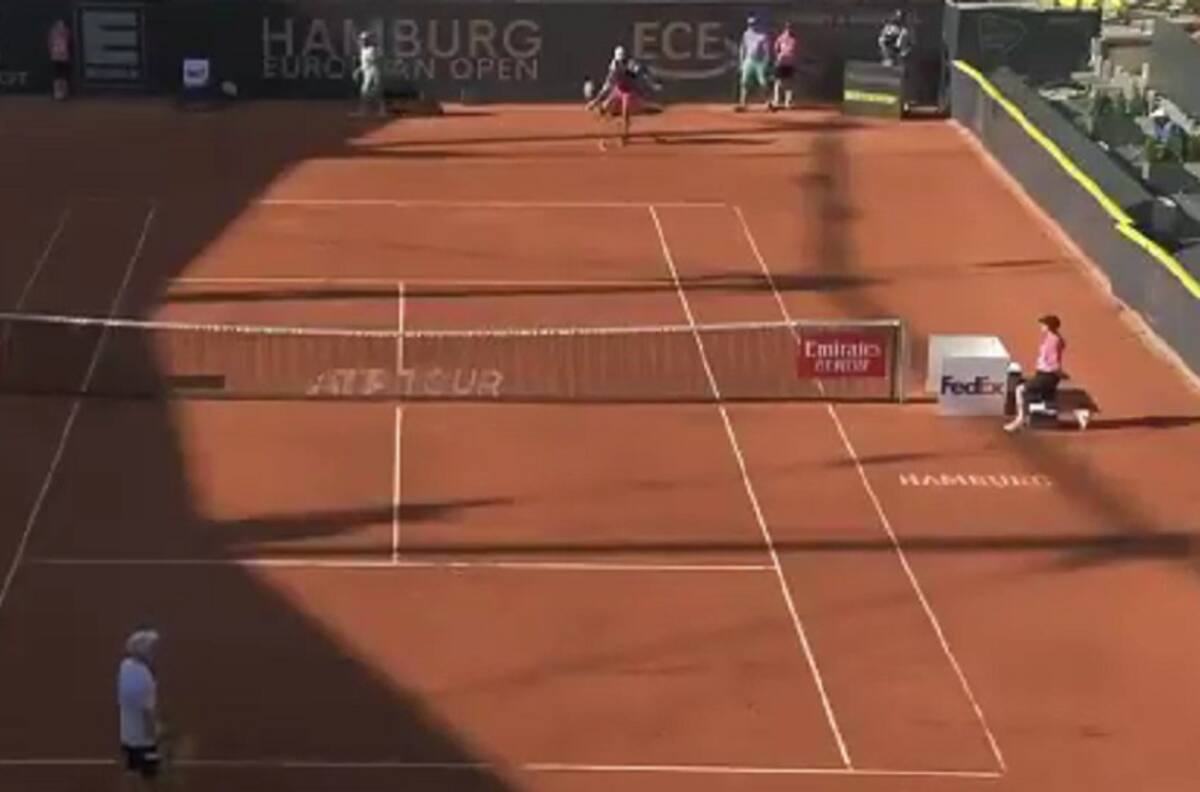 El saque de abajo de Fucsovics que irritó a Dominic Thiem