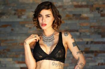 "Dios me envió a un ángel": Angie Jibaja presentó a su nuevo pololo