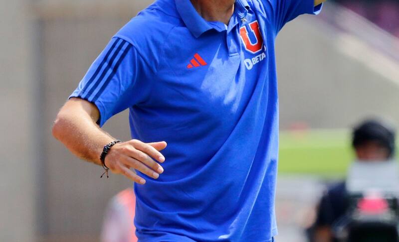 Alfredo Arias dirige sin contratiempos en Uruguay. Foto: Agencia Aton.