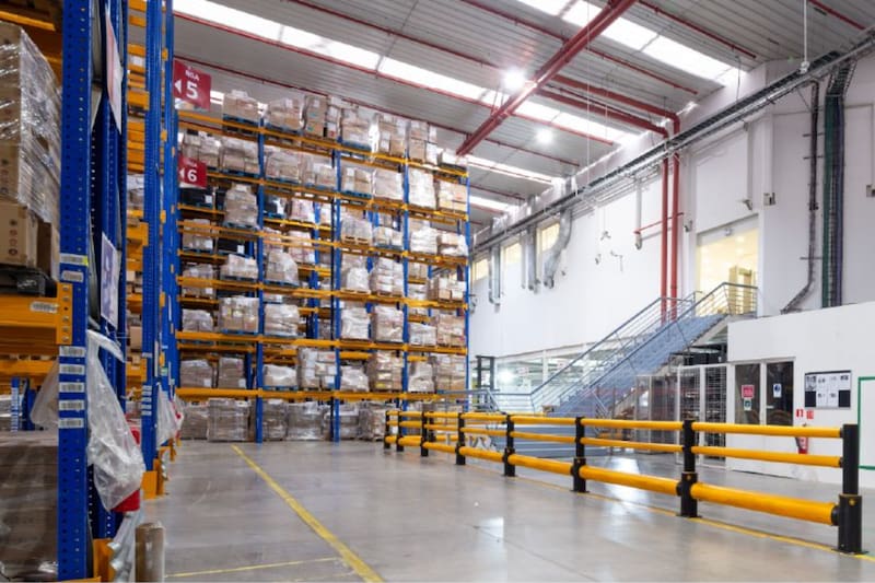 La empresa chilena se dedica a la construcción de centros de operación para el arriendo de empresas externas.