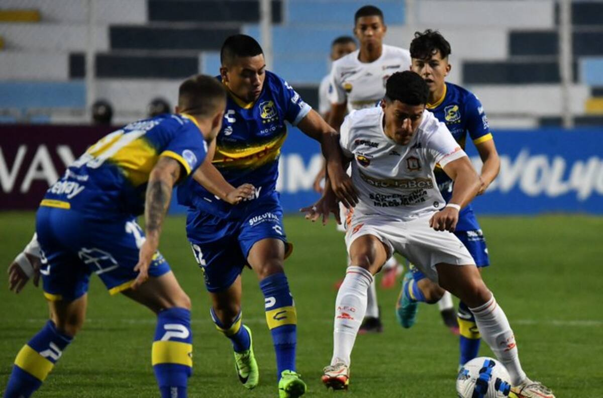 Con un inspirado Lucas Di Yorio: Everton derrotó a Ayacucho y mantiene la ilusión de avanzar en Copa Sudamericana