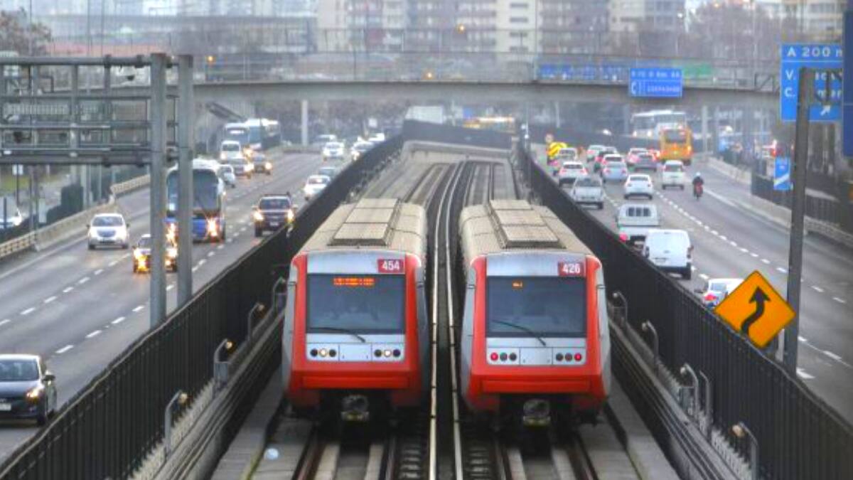 Metro de Santiago: Tramo de la Línea 5 se encuentra sin funcionamiento por persona en las vías