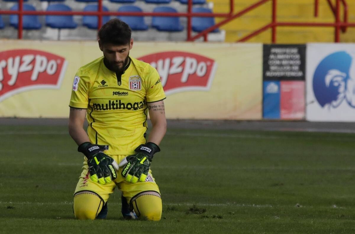 Paulo Garcés y su drama en Segunda División: "Esto no es profesional, a veces no teníamos cancha para entrenar"