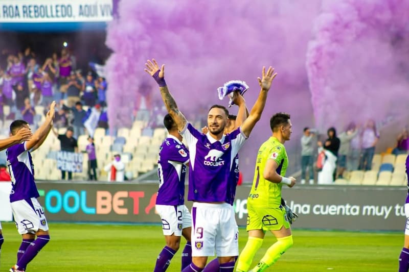 por su hinchada. Foto: @deportesconcepcionsadp