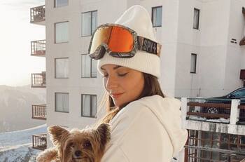 Kel Calderón regaloneó sin parar a su perrita Martina: "Todos los días son tu día"