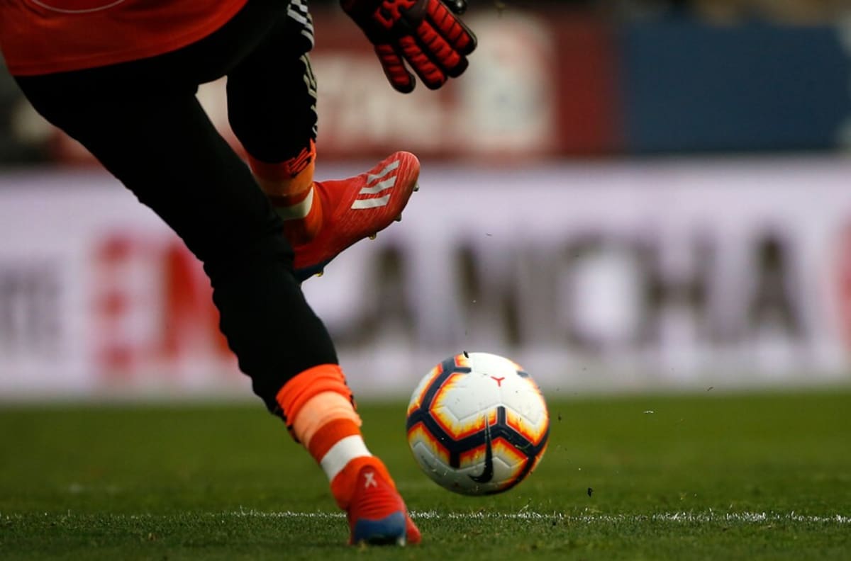 Los clubes de Primera División y Primera B que serán beneficiados con el permiso único colectivo