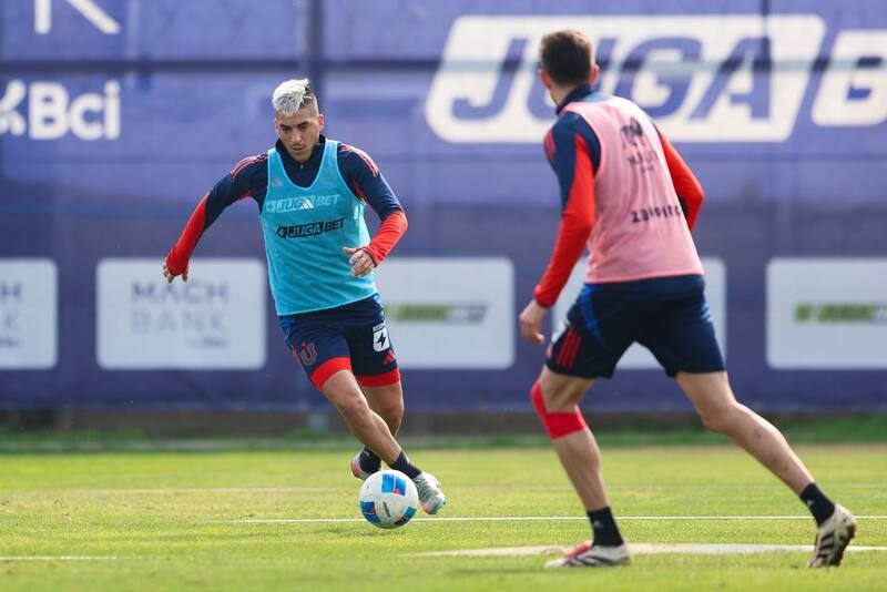 Entrenando este martes en Universidad de Chile. Foto: @udechile