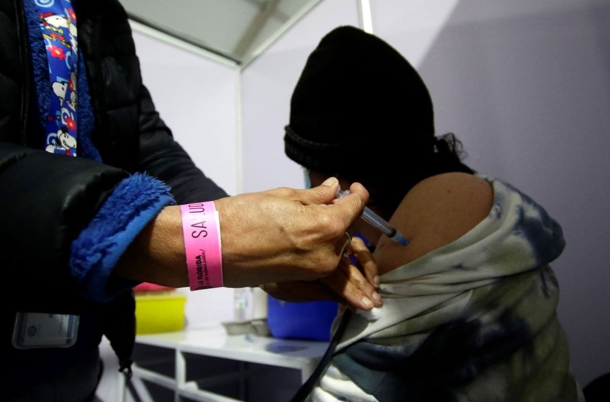 Desde los 3 años: ISP define si autoriza vacunación en menores de edad