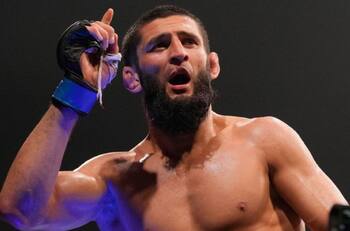 Quién es Khamzat Chimaev: el peleador que podría retirarse tras convertirse en campeón de UFC